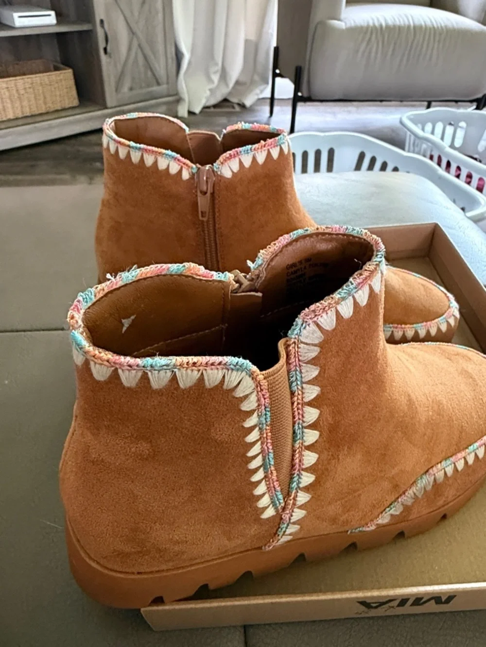 Mia Little Girls' Camyla Boot-NEW-size 5
